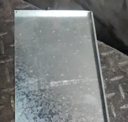 Porta placa galvanizado