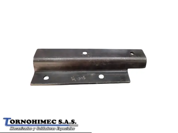 Soporte de chasis para depósito de combustible — Atego