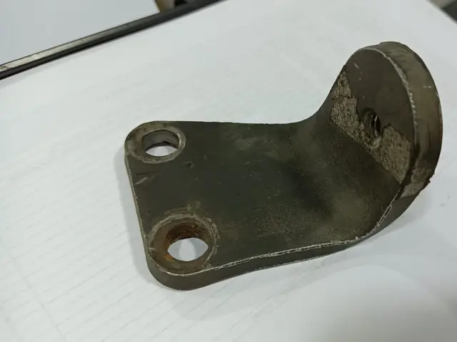 Soporte de tubo de admisión
