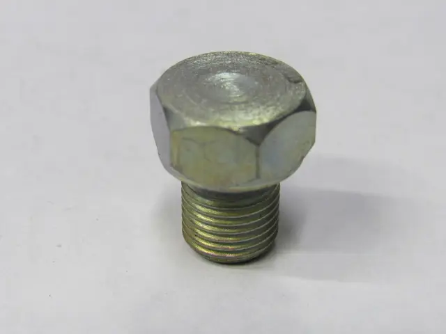 Tapón roscado con cabeza hexagonal — vista 3