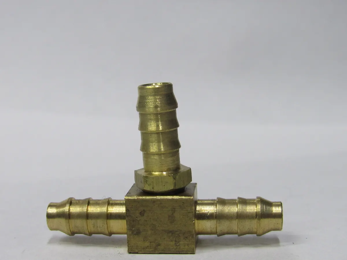 Te de espigos en bronce
