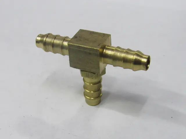Te de espigos en bronce — vista 3